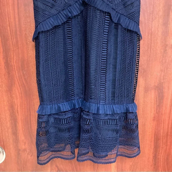 BARDOT Kristen Lace Sheath Dress Navy Size 6 - Picture 5 of 9
